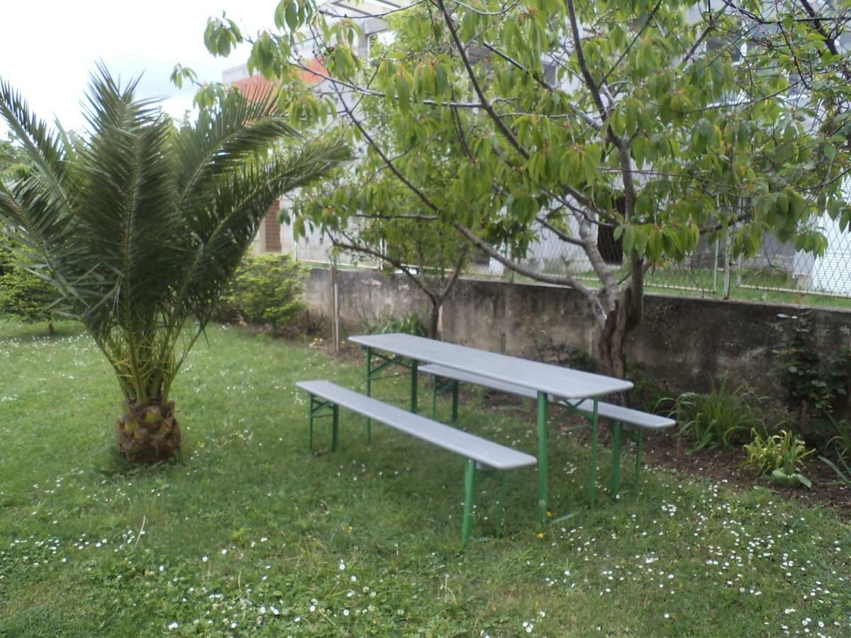 Apartman Jezidzic Kaštela Kültér fotó