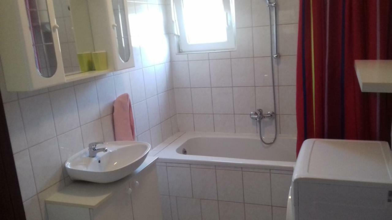 Apartman Jezidzic Kaštela Kültér fotó