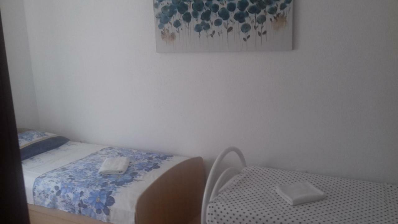 Apartman Jezidzic Kaštela Kültér fotó
